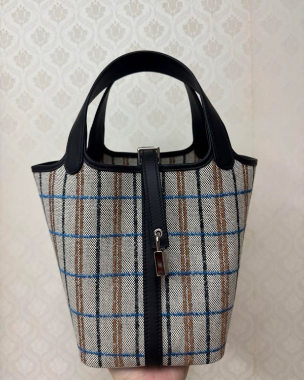 ピコタン　PM（ブランドバッグ）の商品画像 - 査定依頼日：2025年9月9日 - 最高査定価格：600,000円