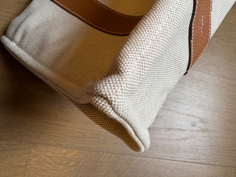 エルメス　サックアーネMM（ブランドバッグ）の商品画像 - 査定依頼日：2026年2月27日 - 最高査定価格：70,000円