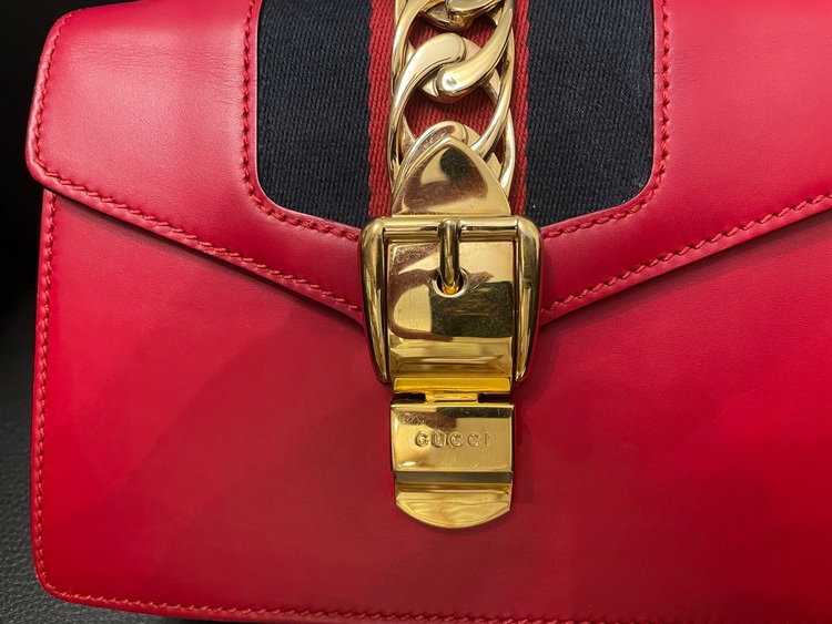 グッチ  （ブランドバッグ）の商品画像 - 査定依頼日：2025年9月4日 - 最高査定価格：85,000円