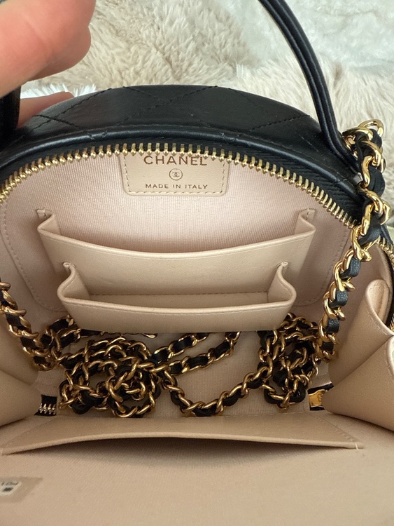 不明（ブランドバッグ）の商品画像 - 査定依頼日：2026年3月29日 - 最高査定価格：350,000円