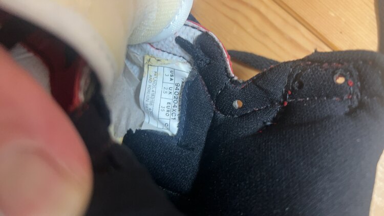 ナイキ　エアジョーダン1ハイ シカゴ ハイカットスニーカー（古着・ファッション）の商品画像 - 査定依頼日：2024年10月17日 - 最高査定価格：15,500円