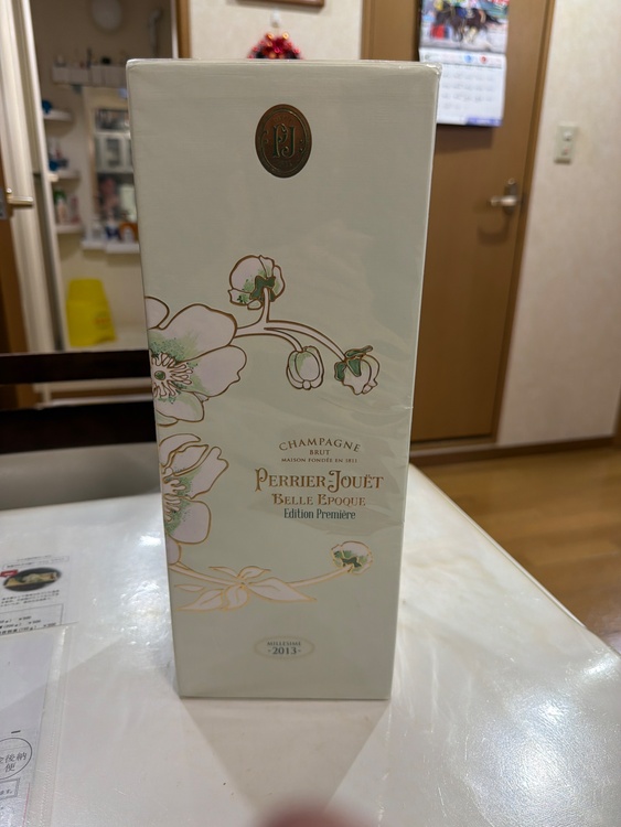 シャンパン ペリエ・ジュエ （お酒）の商品画像 - 査定依頼日：2025年12月28日 - 最高査定価格：22,000円