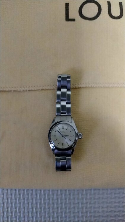 オイスターデイト（高級時計）の商品画像 - 査定依頼日：2025年12月24日 - 最高査定価格：330,000円