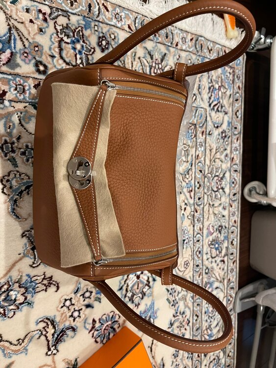 エルメス リンディ （ブランドバッグ）の商品画像 - 査定依頼日：2025年3月24日 - 最高査定価格：1,500,000円