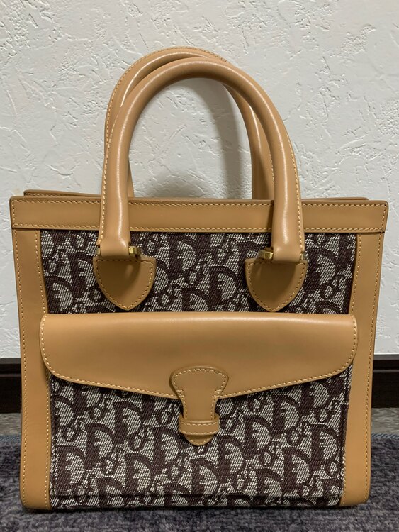 ディオール  （ブランドバッグ）の商品画像 - 査定依頼日：2025年5月28日 - 最高査定価格：50,000円