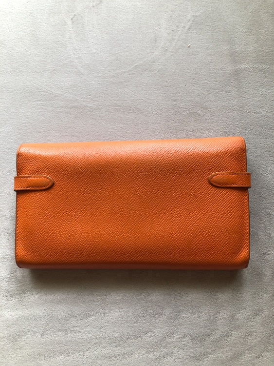 ケリーウォレット（ブランド財布・小物）の商品画像 - 査定依頼日：2025年9月10日 - 最高査定価格：100,000円