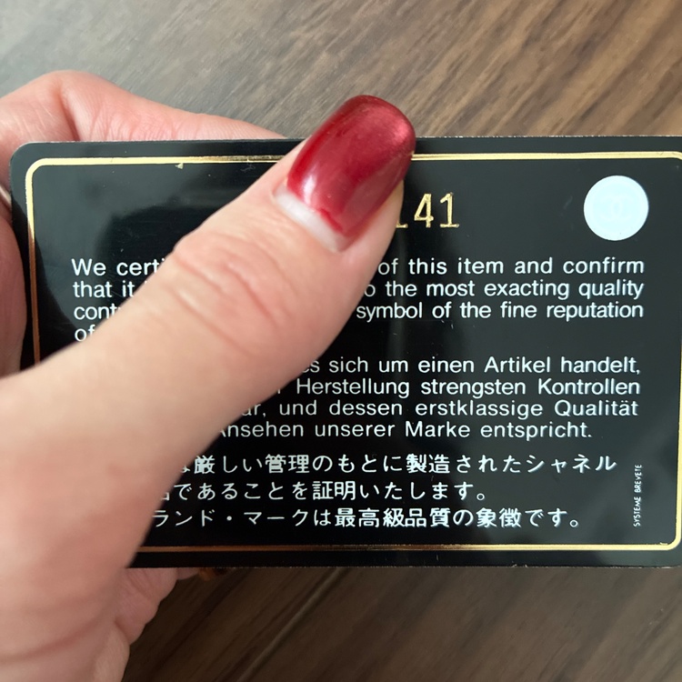 カメリア　三つ折り財布（ブランド財布・小物）の商品画像 - 査定依頼日：2026年9月24日 - 最高査定価格：100,000円