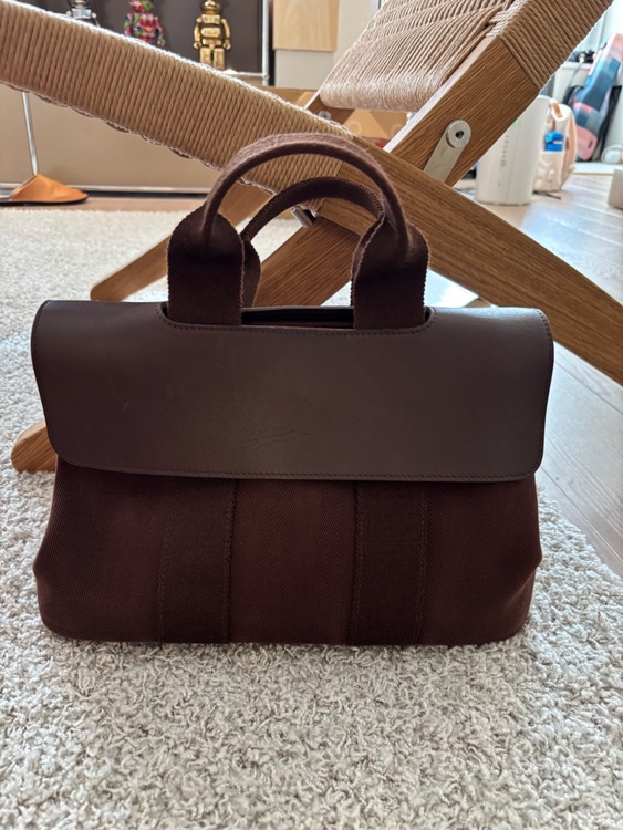 ヴァルパライソ（ブランドバッグ）の商品画像 - 査定依頼日：2026年1月17日 - 最高査定価格：105,000円