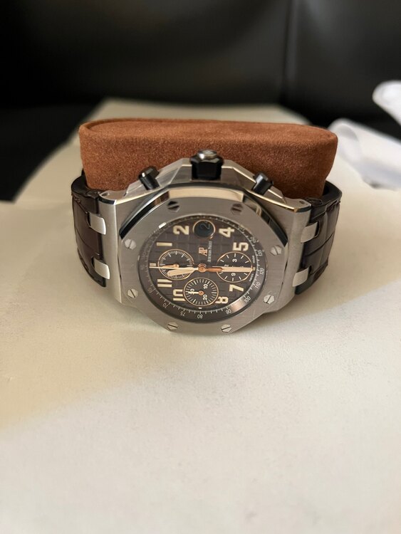 オーデマピゲ ロイヤルオーク 26470s（高級時計）の商品画像 - 査定依頼日：2025年5月6日 - 最高査定価格：2,700,000円