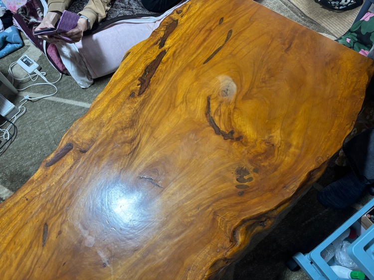 欅 一枚板テーブル（美術品・骨董品）の商品画像 - 査定依頼日：2026年4月13日 - 最高査定価格：100,000円