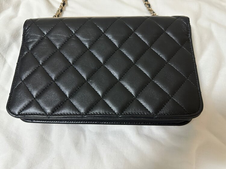 チェーンウォレット　トレンディcc マトラッセ（ブランドバッグ）の商品画像 - 査定依頼日：2025年5月22日 - 最高査定価格：360,000円