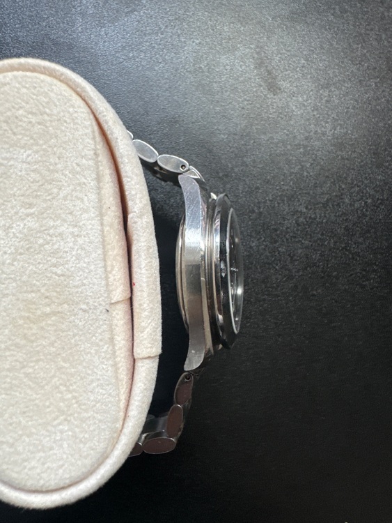 オメガ スピードマスター 3513.5（高級時計）の商品画像 - 査定依頼日：2025年9月20日 - 最高査定価格：260,000円