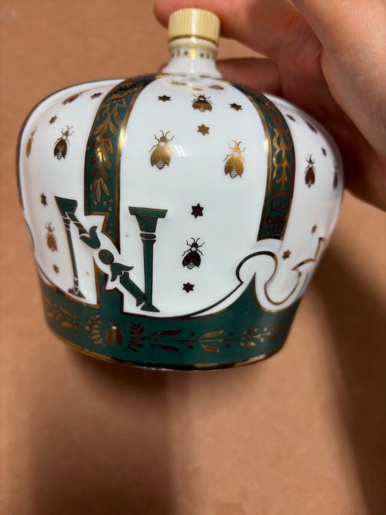 ナポレオンクラウン（お酒）の商品画像 - 査定依頼日：2026年2月7日 - 最高査定価格：100円