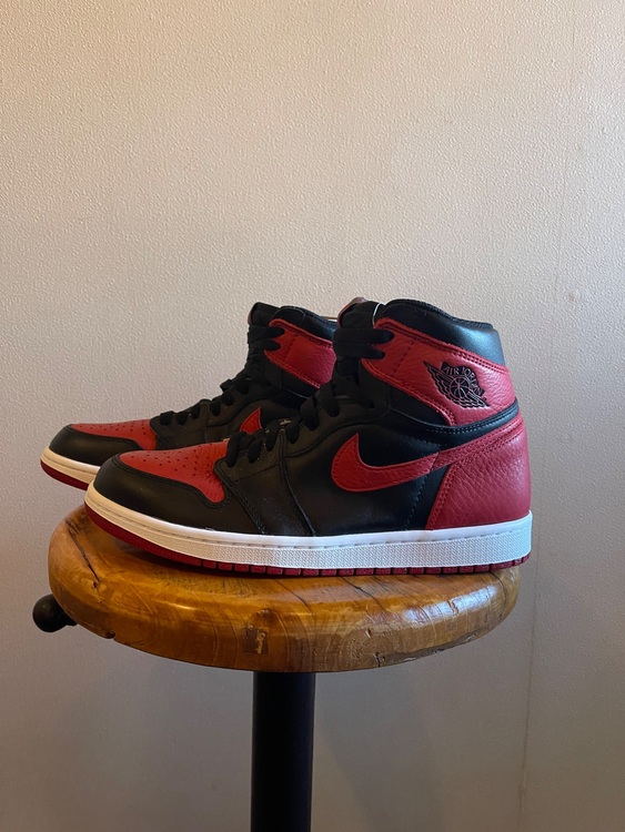 NIKE AIR JORDAN1 555088-001（古着・ファッション）の商品画像 - 査定依頼日：2025年9月28日 - 最高査定価格：58,000円