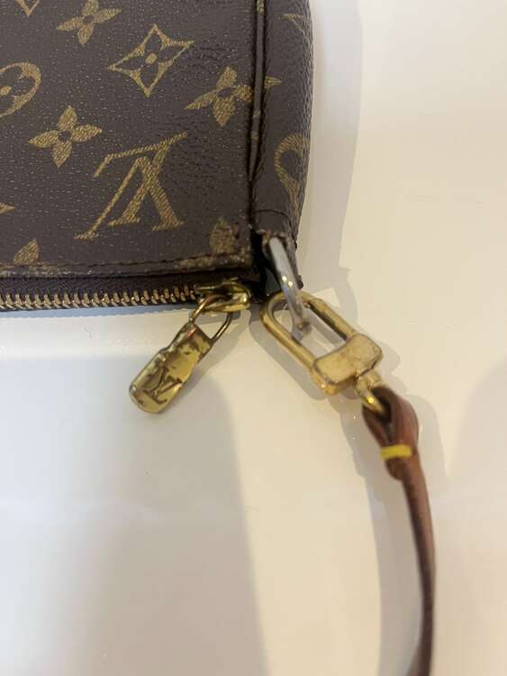 ポシェット アクセソワール（ブランドバッグ）の商品画像 - 査定依頼日：2025年5月22日 - 最高査定価格：45,000円