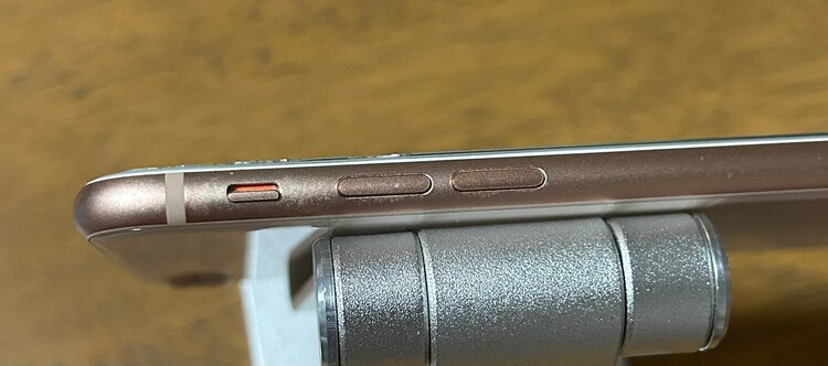 iPhone8 256GB SIMフリー（スマホ）の商品画像 - 査定依頼日：2025年3月2日 - 最高査定価格：8,000円