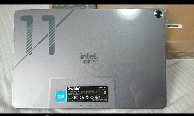Zwide SA11（PC・タブレット）の商品画像 - 査定依頼日：2026年8月6日 - 最高査定価格：10,000円