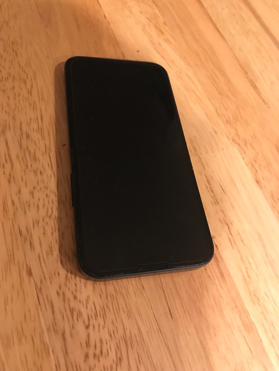 カラーミッドナイト（スマホ）の商品画像 - 査定依頼日：2025年10月7日 - 最高査定価格：29,000円