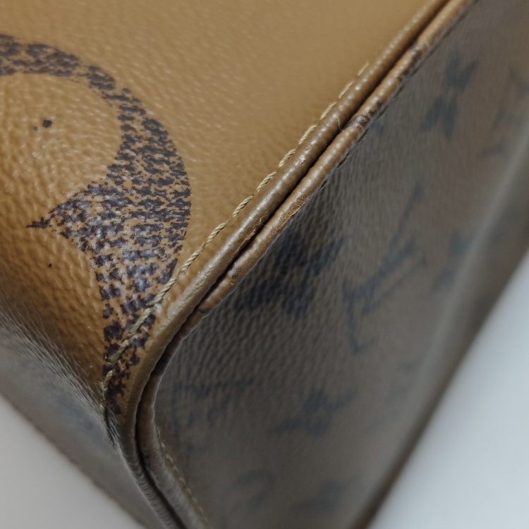 Louis Vuitton OnTheGo MM モノグラム（ブランドバッグ）の商品画像 - 査定依頼日：2026年7月19日 - 最高査定価格：200,000円