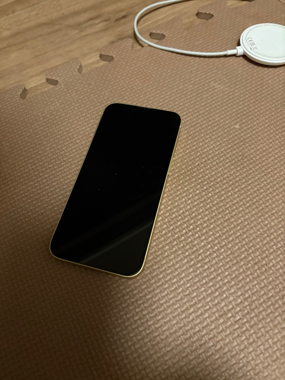 iPhone 14 128GB SIMフリー（スマホ）の商品画像 - 査定依頼日：2026年2月2日 - 最高査定価格：45,000円