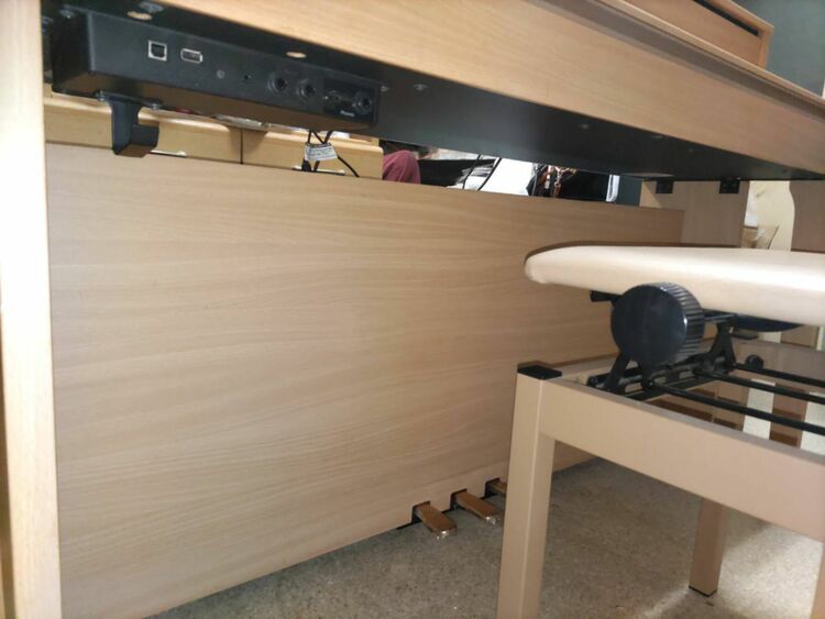 HP605-NB（ピアノ・楽器・PA機材）の商品画像 - 査定依頼日：2025年9月29日 - 最高査定価格：8,000円