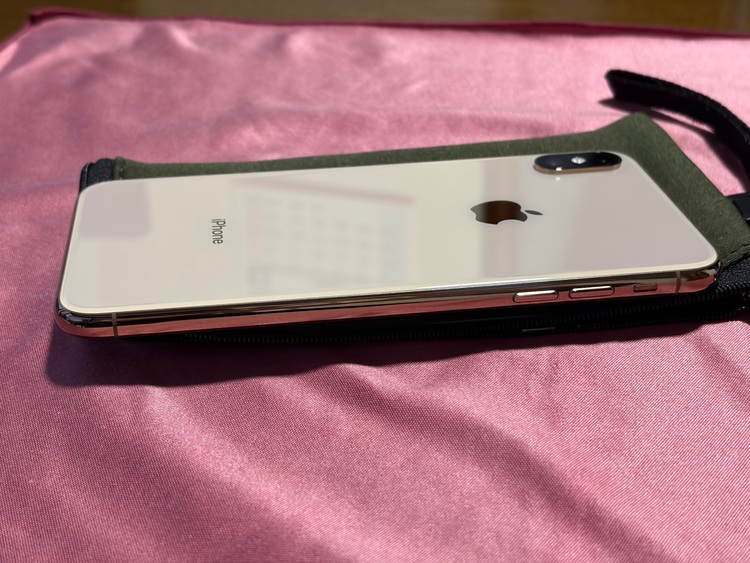 iPhoneXS Max 256GB SIMフリー（スマホ）の商品画像 - 査定依頼日：2025年11月22日 - 最高査定価格：31,000円