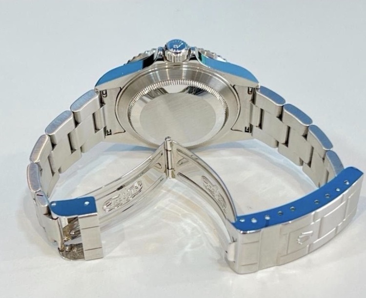 ロレックス　サブマリーナ　グリーン（高級時計）の商品画像 - 査定依頼日：2026年4月22日 - 最高査定価格：2,250,000円