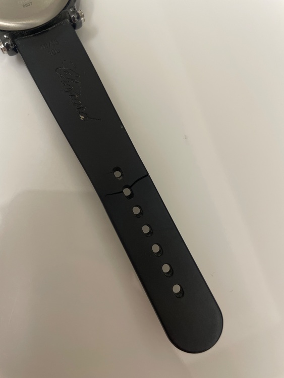 ショパール ハッピースポーツ イ（高級時計）の商品画像 - 査定依頼日：2025年9月28日 - 最高査定価格：530,000円