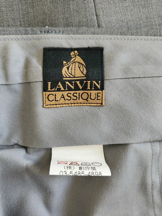 ランバン　ダブルのスーツ（古着・ファッション）の商品画像 - 査定依頼日：2026年5月2日 - 最高査定価格：500円