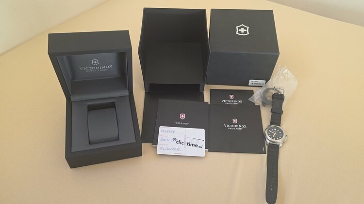 VICTORINOX SWISS ARMY ビクトリノックス・スイスアーミー I（高級時計）の商品画像 - 査定依頼日：2026年5月10日 - 最高査定価格：10,000円