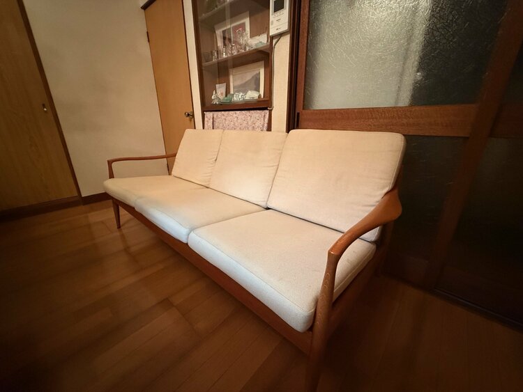 ノース3シーターソファ（家具・寝具）の商品画像 - 査定依頼日：2025年12月15日 - 最高査定価格：3,000円