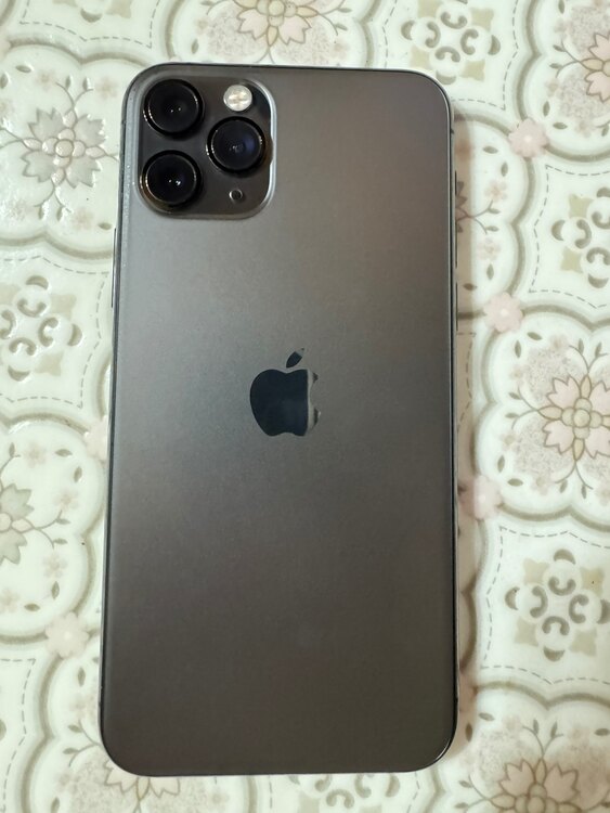 iPhone11 Pro 256GB au（スマホ）の商品画像 - 査定依頼日：2025年4月22日 - 最高査定価格：25,000円