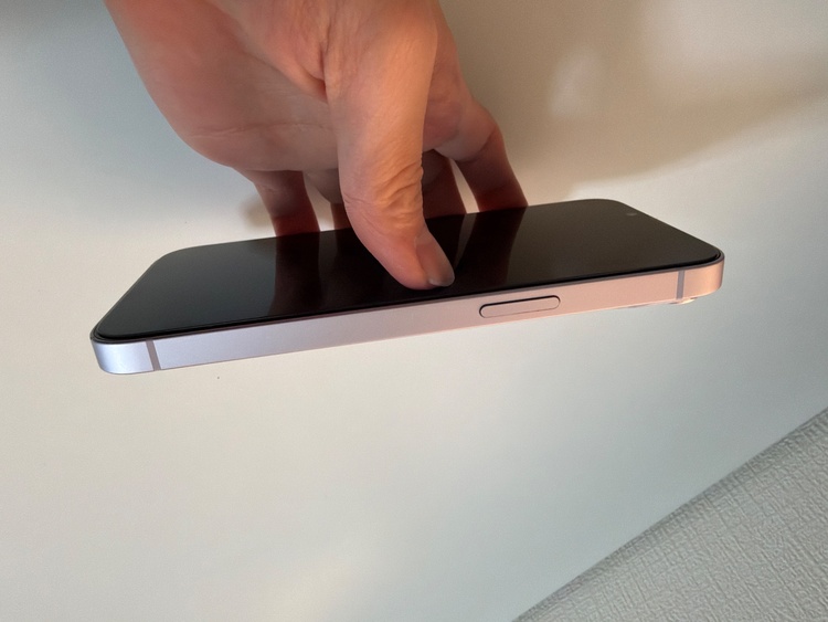 iPhone iPhone 14 128GB SIMフリー（スマホ）の商品画像 - 査定依頼日：2026年9月20日 - 最高査定価格：43,500円