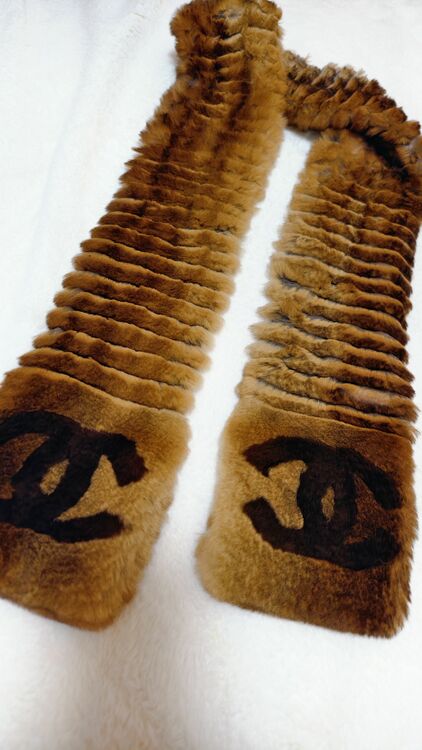 シャネル オリラグマフラー（古着・ファッション）の商品画像 - 査定依頼日：2025年8月6日 - 最高査定価格：180,000円