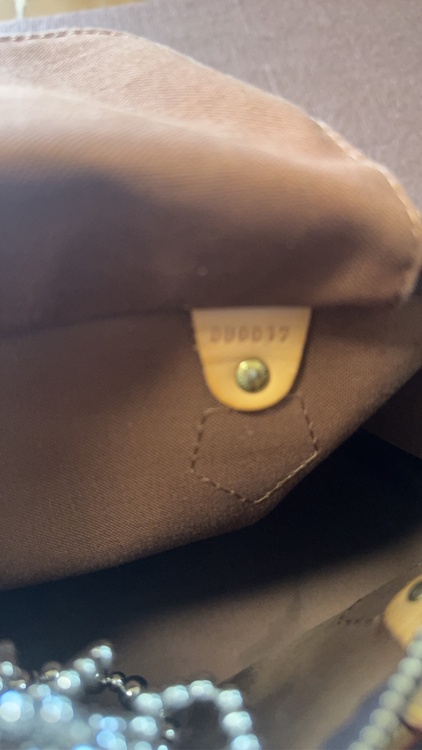 ルイヴィトン スピーディー （ブランドバッグ）の商品画像 - 査定依頼日：2025年12月12日 - 最高査定価格：80,000円