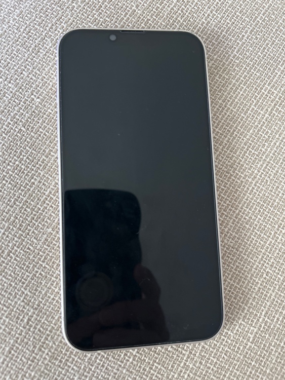 iPhone iPhone 13 128GB SIMフリー（スマホ）の商品画像 - 査定依頼日：2026年9月27日 - 最高査定価格：39,500円