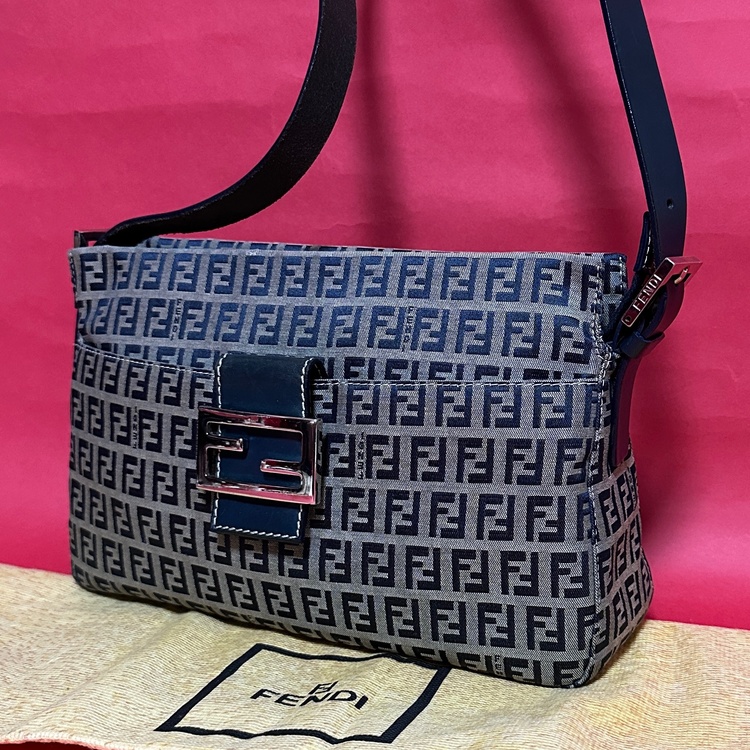 フェンディ（ブランドバッグ）の商品画像 - 査定依頼日：2026年6月2日 - 最高査定価格：100,000円