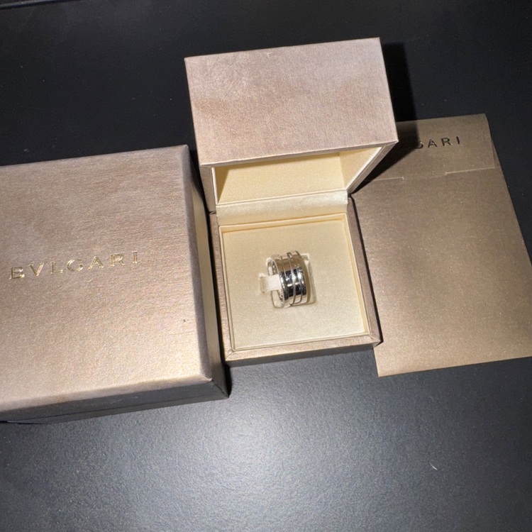 ビーゼロワン（金・貴金属）の商品画像 - 査定依頼日：2025年11月9日 - 最高査定価格：129,000円