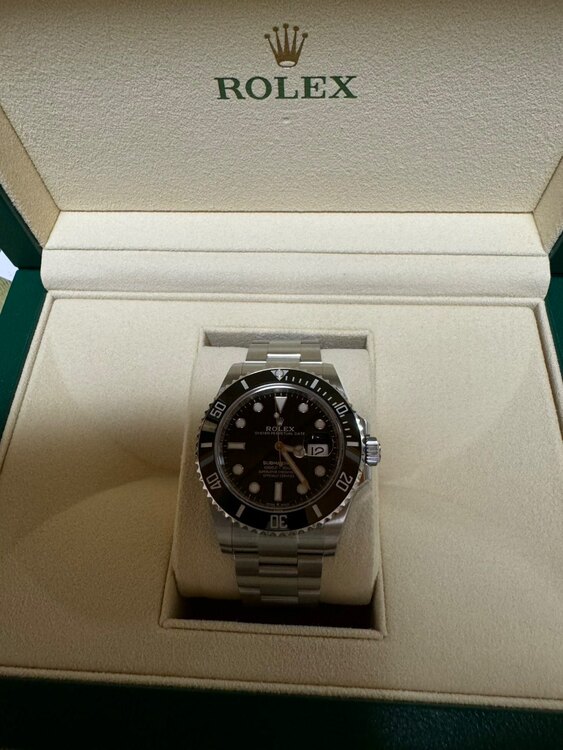 サブマリーナデイト（高級時計）の商品画像 - 査定依頼日：2025年5月27日 - 最高査定価格：1,850,000円