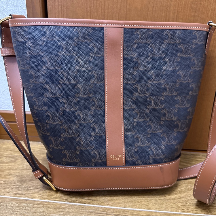 セリーヌ（ブランドバッグ）の商品画像 - 査定依頼日：2026年9月13日 - 最高査定価格：100,000円