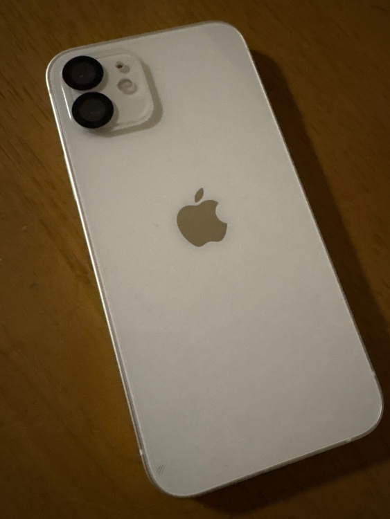 iPhone 12 64GB SIMフリー（スマホ）の商品画像 - 査定依頼日：2026年3月5日 - 最高査定価格：24,000円