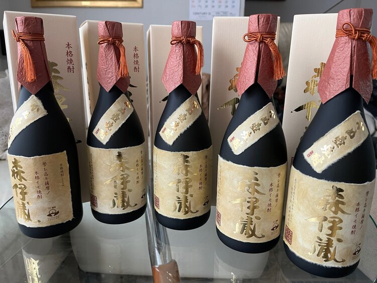 森伊蔵　720ml 金ラベル（お酒）の商品画像 - 査定依頼日：2025年3月11日 - 最高査定価格：42,500円