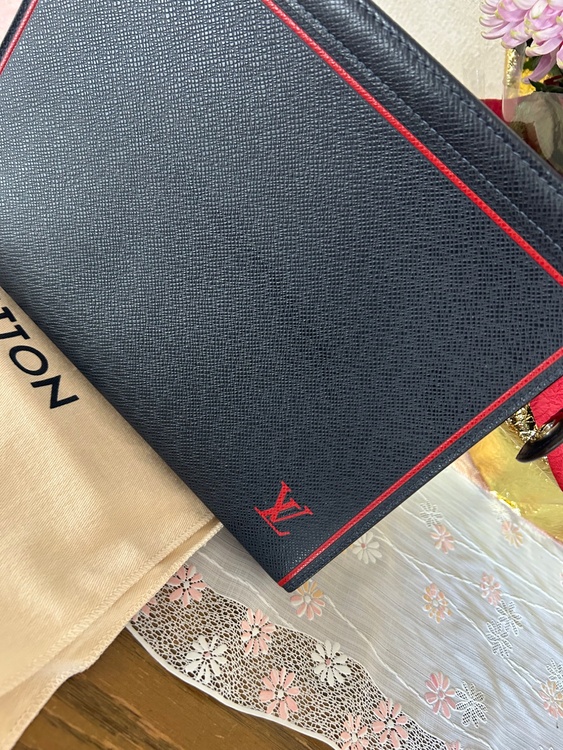 セカンドバック（ブランドバッグ）の商品画像 - 査定依頼日：2026年1月12日 - 最高査定価格：100,000円