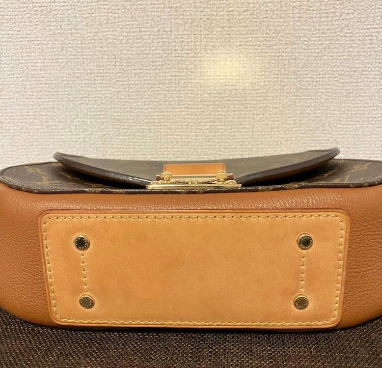 エデンPM M40578（ブランドバッグ）の商品画像 - 査定依頼日：2026年7月22日 - 最高査定価格：200,000円