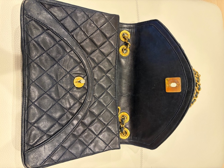 シャネル マトラッセ チェーンショルダー ショルダーバッグ バッグ レディース（ブランドバッグ）の商品画像 - 査定依頼日：2025年11月8日 - 最高査定価格：480,000円