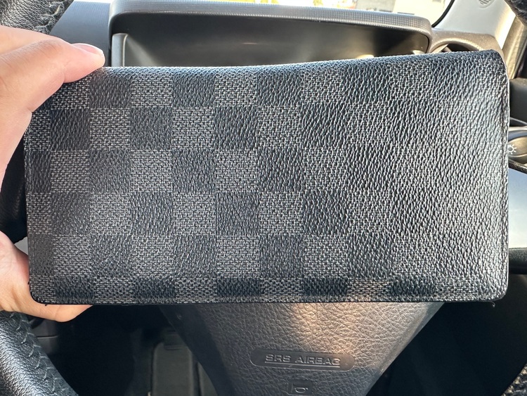 ルイヴィトン ダミエ （ブランドバッグ）の商品画像 - 査定依頼日：2025年11月21日 - 最高査定価格：25,000円