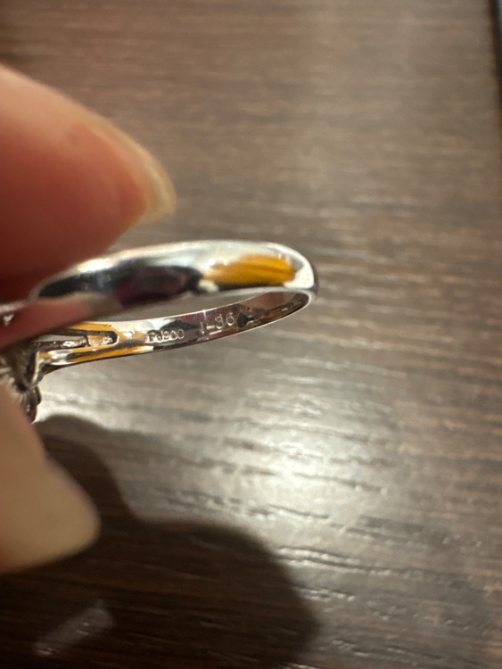 サファイア指輪（宝石）の商品画像 - 査定依頼日：2025年9月29日 - 最高査定価格：200,000円