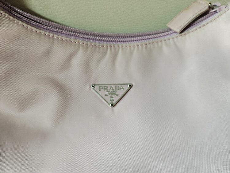 プラダミニバッグ（ブランドバッグ）の商品画像 - 査定依頼日：2025年9月4日 - 最高査定価格：70,000円