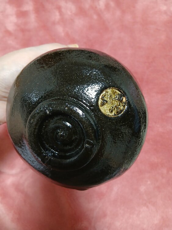 清水焼 黒楽茶碗 松楽作 共箱付き（美術品・骨董品）の商品画像 - 査定依頼日：2026年8月3日 - 最高査定価格：3,000円