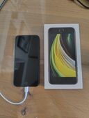 iPhone SE (第 2 世代) 64GB SIMフリー（スマホ）の商品画像 - 査定依頼日：2025年8月31日 - 最高査定価格：14,000円